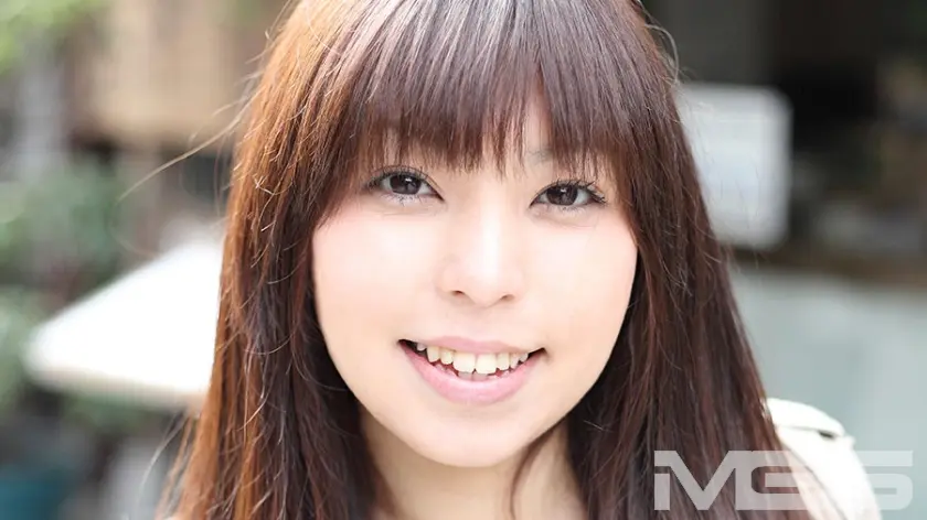 美少女23区顔射デート 恵