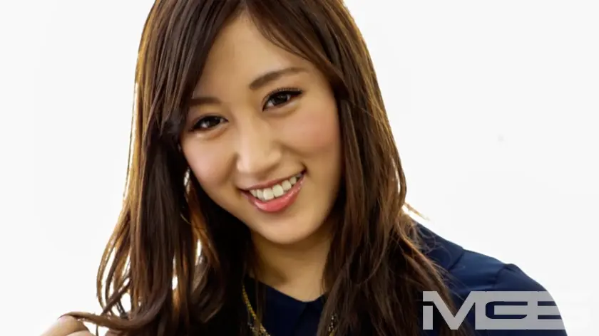 「脱ぐ仕事がヤダ」って言ってたけど実は自分がスケベでチ○コ求めちゃう淫乱だって分かっているから断っていたんでしょ！