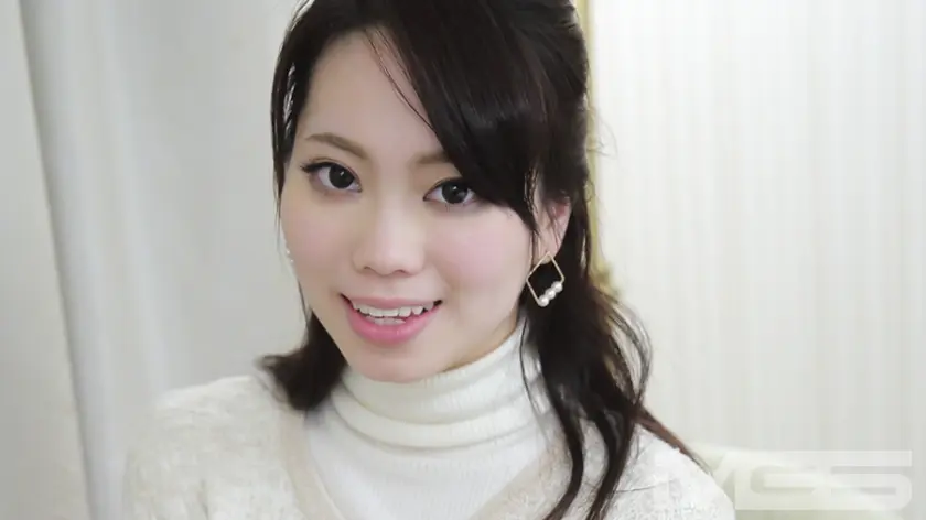 奥さんどんなエッチが好きですか？「激しいの。SMとかちょっと興味あるんですけど…旦那に叱られちゃうから言えなかったです」