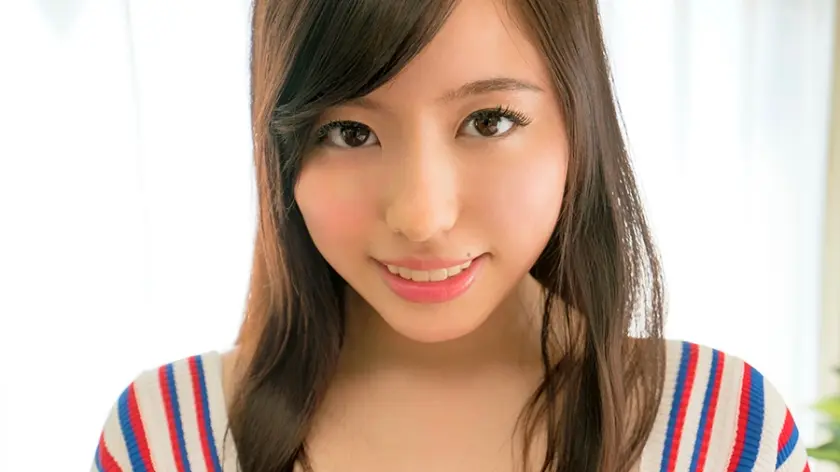 透き通るような白い肌にＧカップのムチムチ、ナマアシ、ミニスカ、声が萌え可愛い過ぎるしほちゃん！！