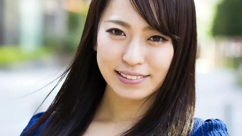 美人な人妻まりさん26歳の本気SEX