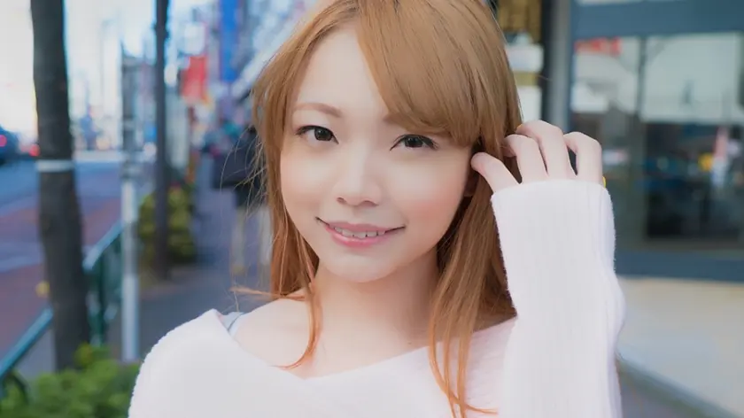 完全密室の車内に連れ込まれワレメを刺激される無垢な素人撮影