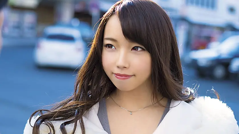 熊谷市に遠征して駅前ナンパ！色白でゆるふわな巻き髪の工場勤務美少女ユキちゃん20歳。大きめのお尻&細いウエストでバックの付き心地が最高。股関節が柔らかいからM字開脚の騎乗位もグー！髪の毛を振り乱してイク美少女ってはっきり言ってエロい！