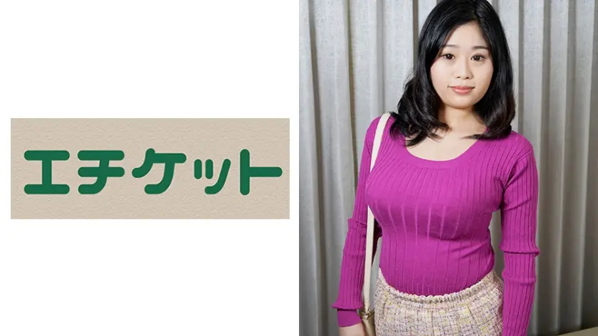 下着を見せるのもすんなりOKしちゃうすっげーハードルが低い爆乳Iカップ奥様のパンティのフロントは面積が狭いのでお毛々と具までもコンニチワしちゃってますww