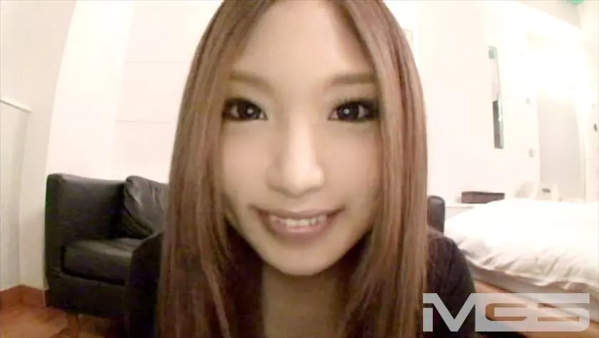 素人個人撮影、投稿。63